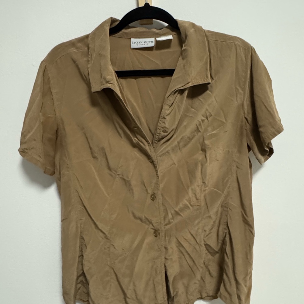 Tan Short Sleeve Button-Up Shirt 100% Silk Jaclyn Smith